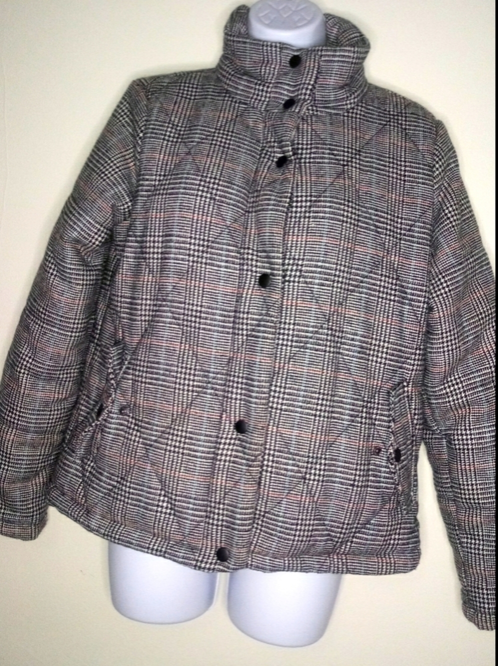 A new day fully lined plaid puffer jacket - Picture 13 of 15